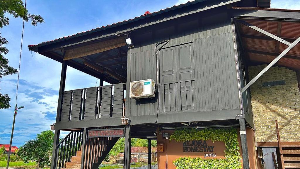 Kejora Homestay Kangar Exteriér fotografie