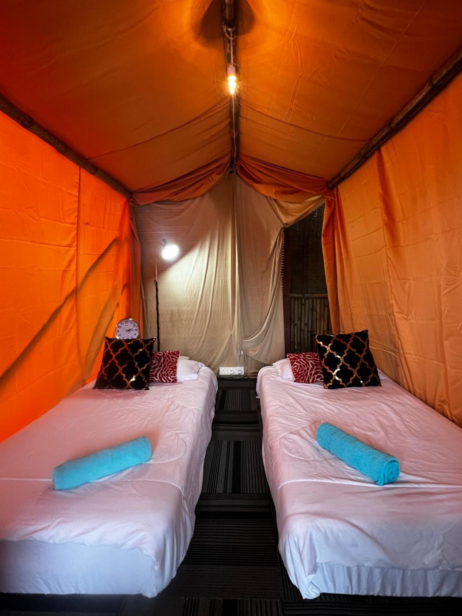 Kejora Homestay Kangar Pokoj fotografie